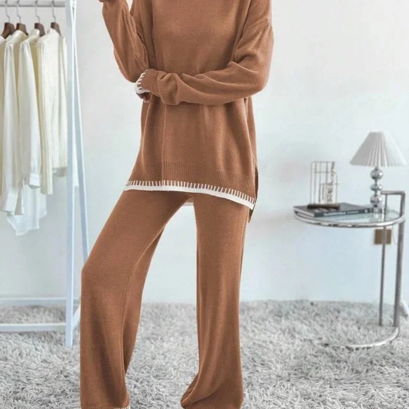 Women's Brown Sweater with White Trim - Picture 3 of 6